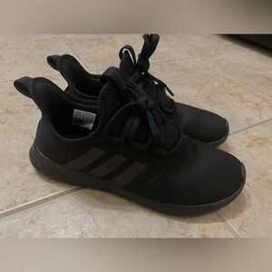 Adidas 5.5 black sneakers